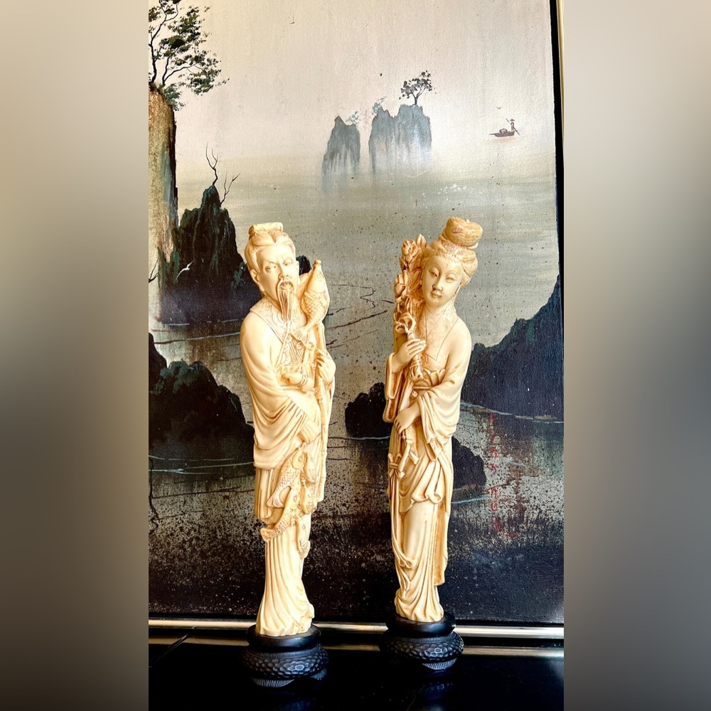 Vintage RESIN ASIAN FIGURE. The WOMAN figure only.